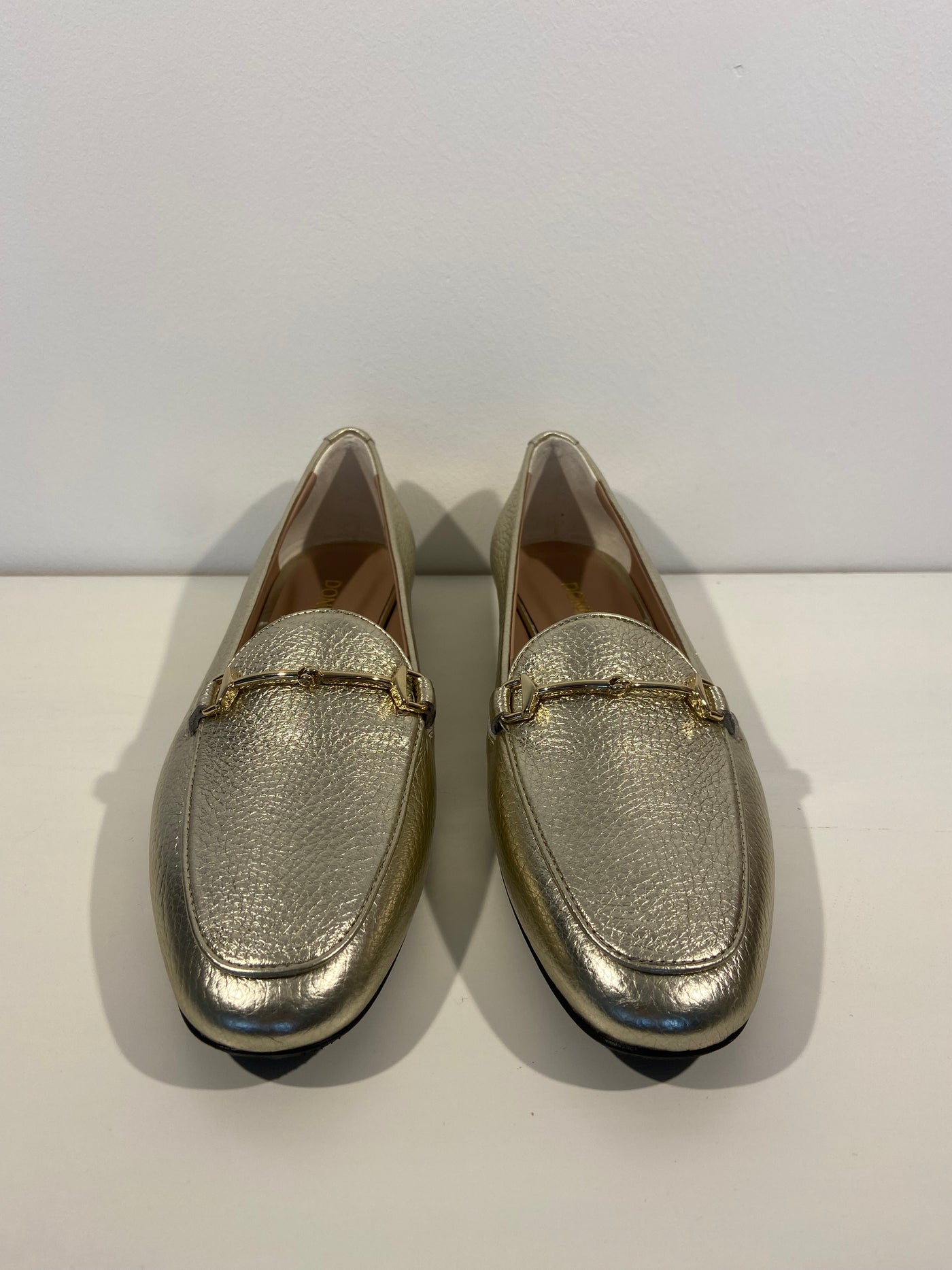 Gold Italian loafers with fine snaffle