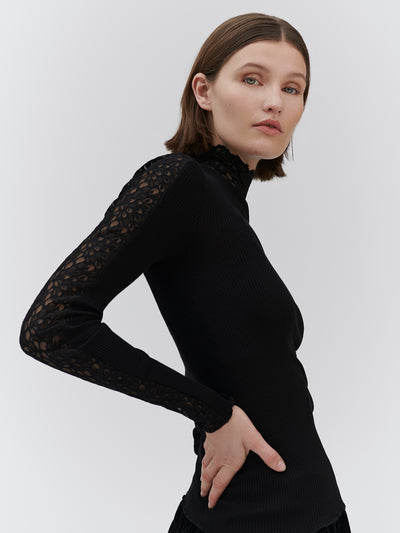 Long sleeve t shirt with lace turtle neck