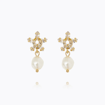 Emmy pearl earrings